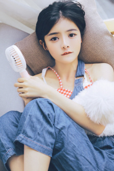 美女被CAO出了水视频